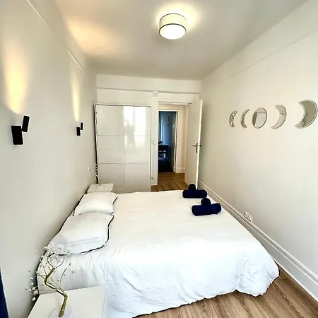 Elegant Paris - Line 7 Apartment
